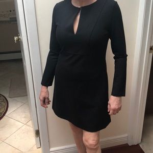 Tory Burch Black strechy dress with pockets
